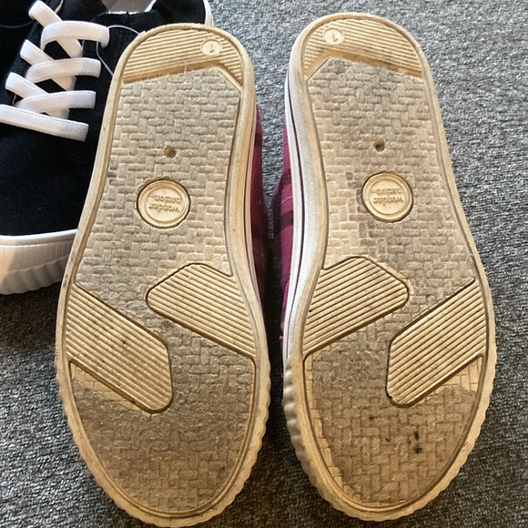 3 pairs wonder nation canvas style shoes - Picture 10 of 11